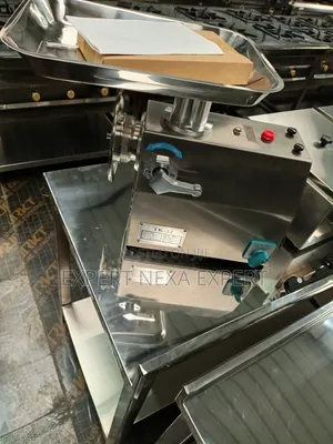 Commercial Meat Mincer Machine