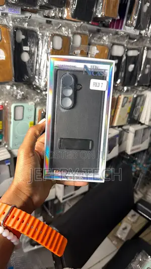 Black Folding Smartphone Protection Case for Samsung Galaxy Z Fold 7.