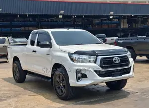 Toyota Hilux Revo Smart Cab Deisel 2.4 RWD 2019 White
