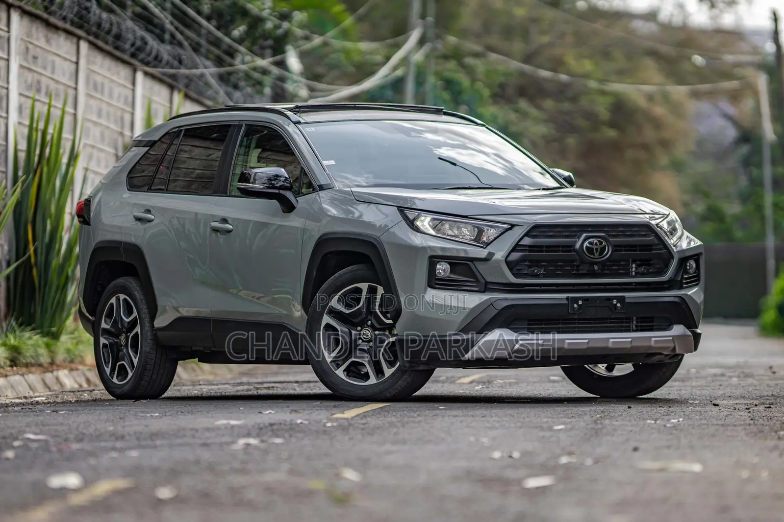 Toyota RAV4 Adventure AWD 2020 Green