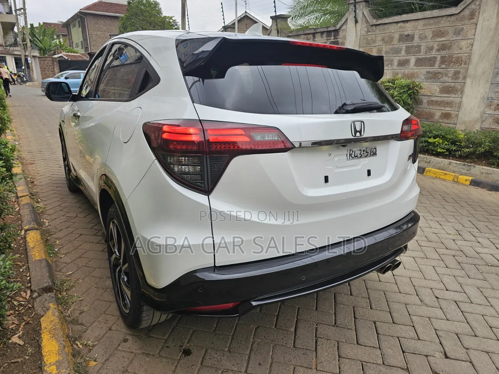 Honda Vezel 2019 White