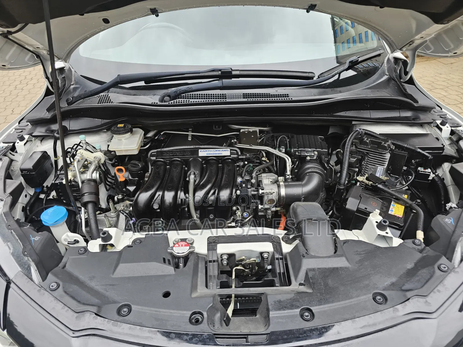 Honda Vezel 2019 White