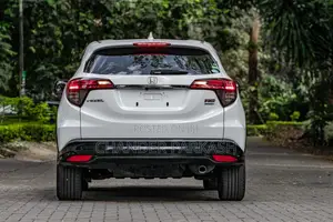 Honda Vezel 1.5 Hybrid 2WD 2019 White