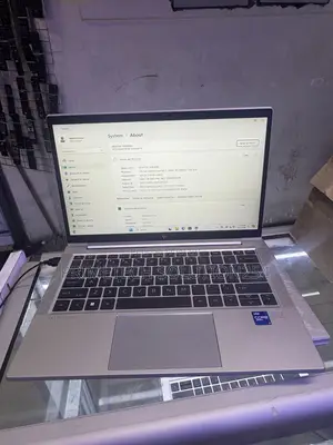 Laptop HP EliteBook 830 G8 16GB Intel Core i7 SSD 512GB
