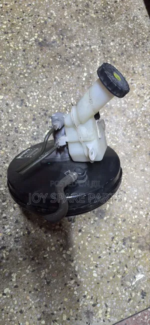 Mistubishi Outlander Brake Booster