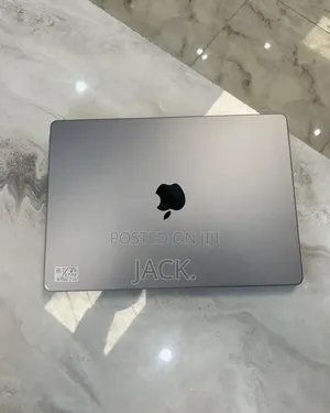 Laptop Apple MacBook Pro 2021 M1 Max 32GB Apple M1 Max SSD 1T