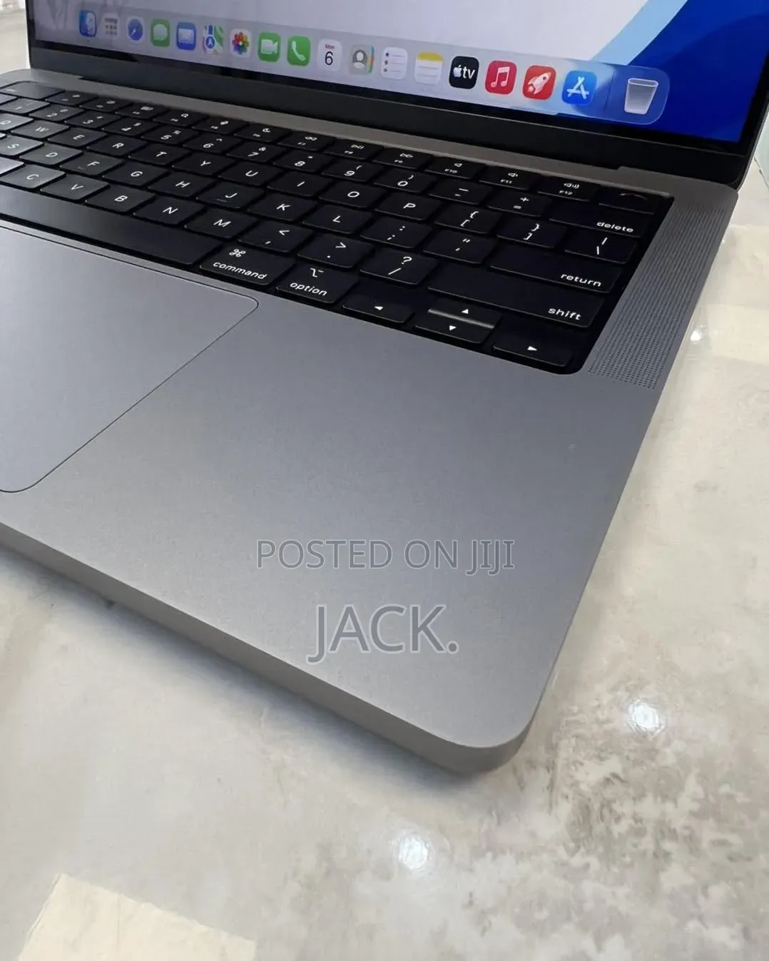 Laptop Apple MacBook Pro 2021 M1 Max 32GB Apple M1 Max SSD 1T