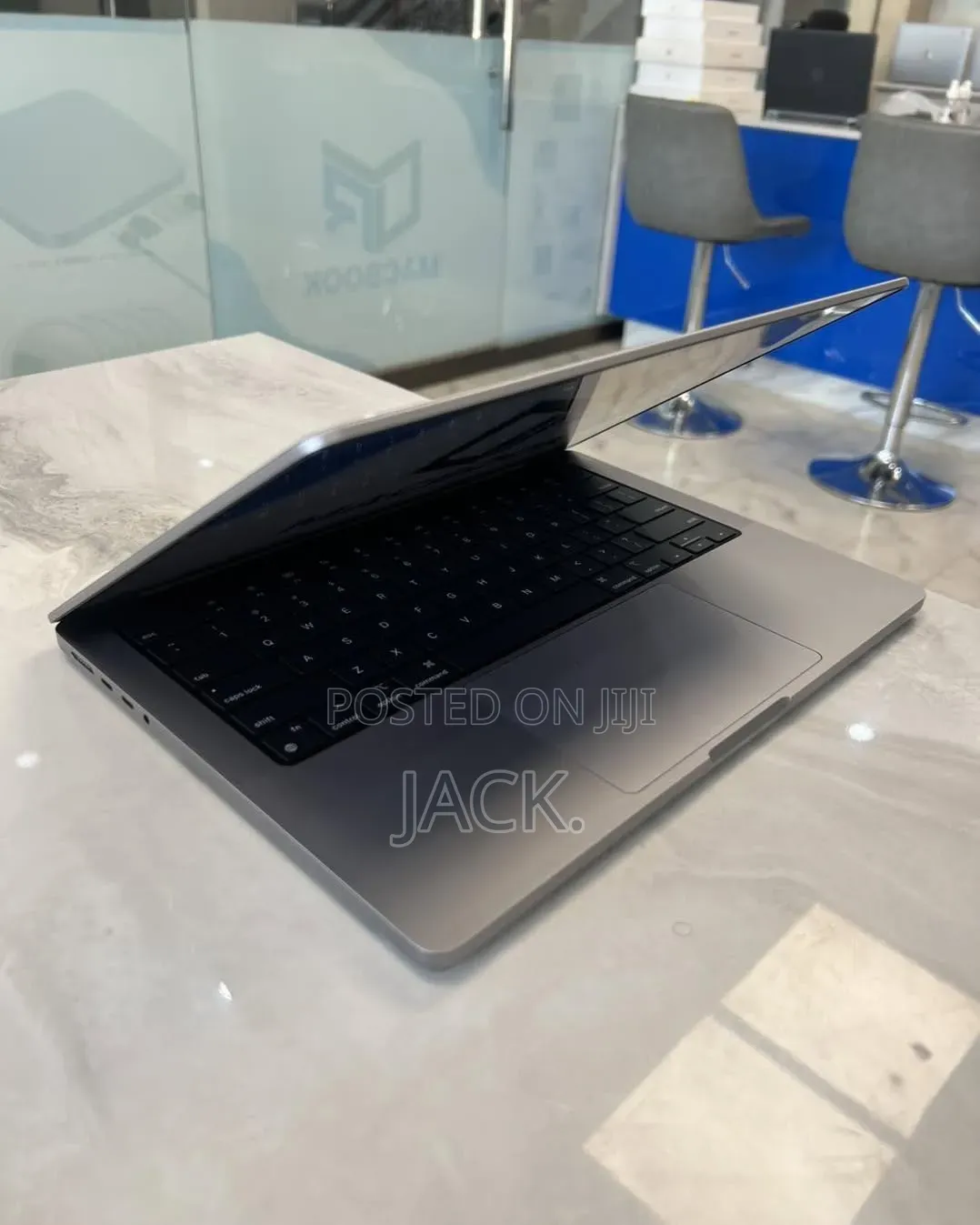 Laptop Apple MacBook Pro 2021 M1 Max 32GB Apple M1 Max SSD 1T