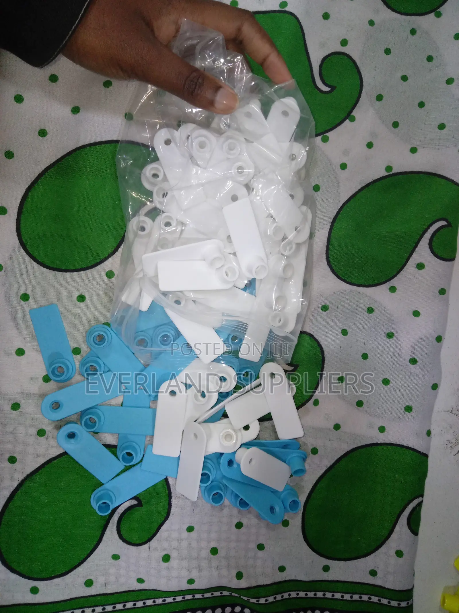 Ear Tags - Easy Tag Handling 100 PCS