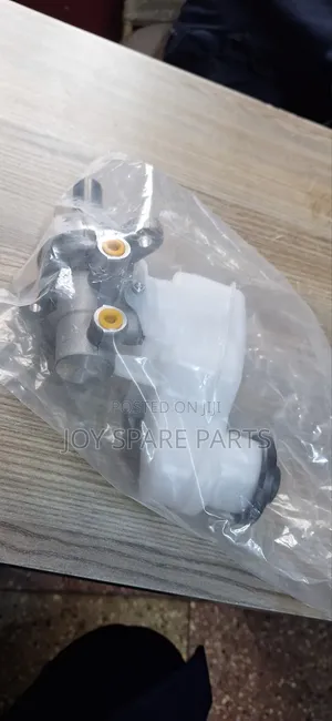 Townace New Model Master Cylinder