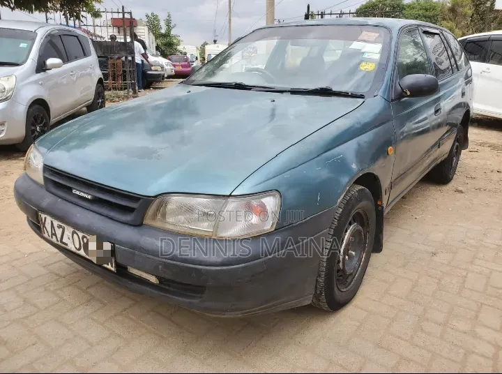 Toyota Caldina 2000 Blue