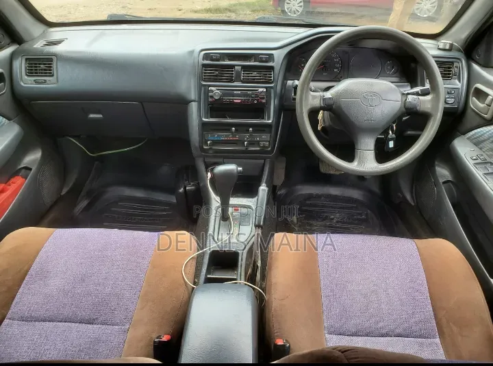 Toyota Caldina 2000 Blue