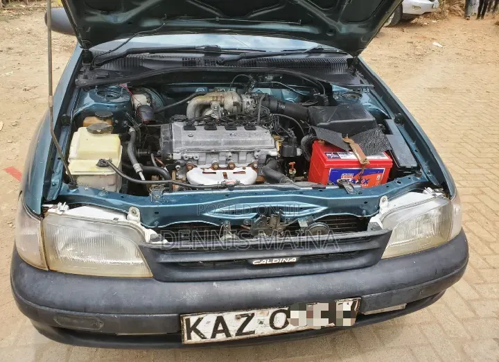 Toyota Caldina 2000 Blue