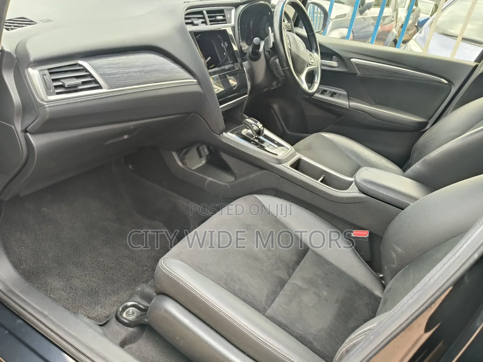 Honda Fit Shuttle 2019 Blue