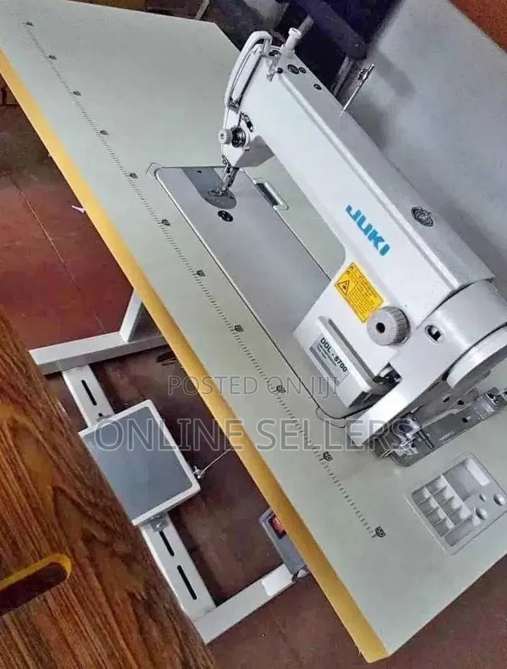 Complete Juki DDL 8700 Sewing Machine