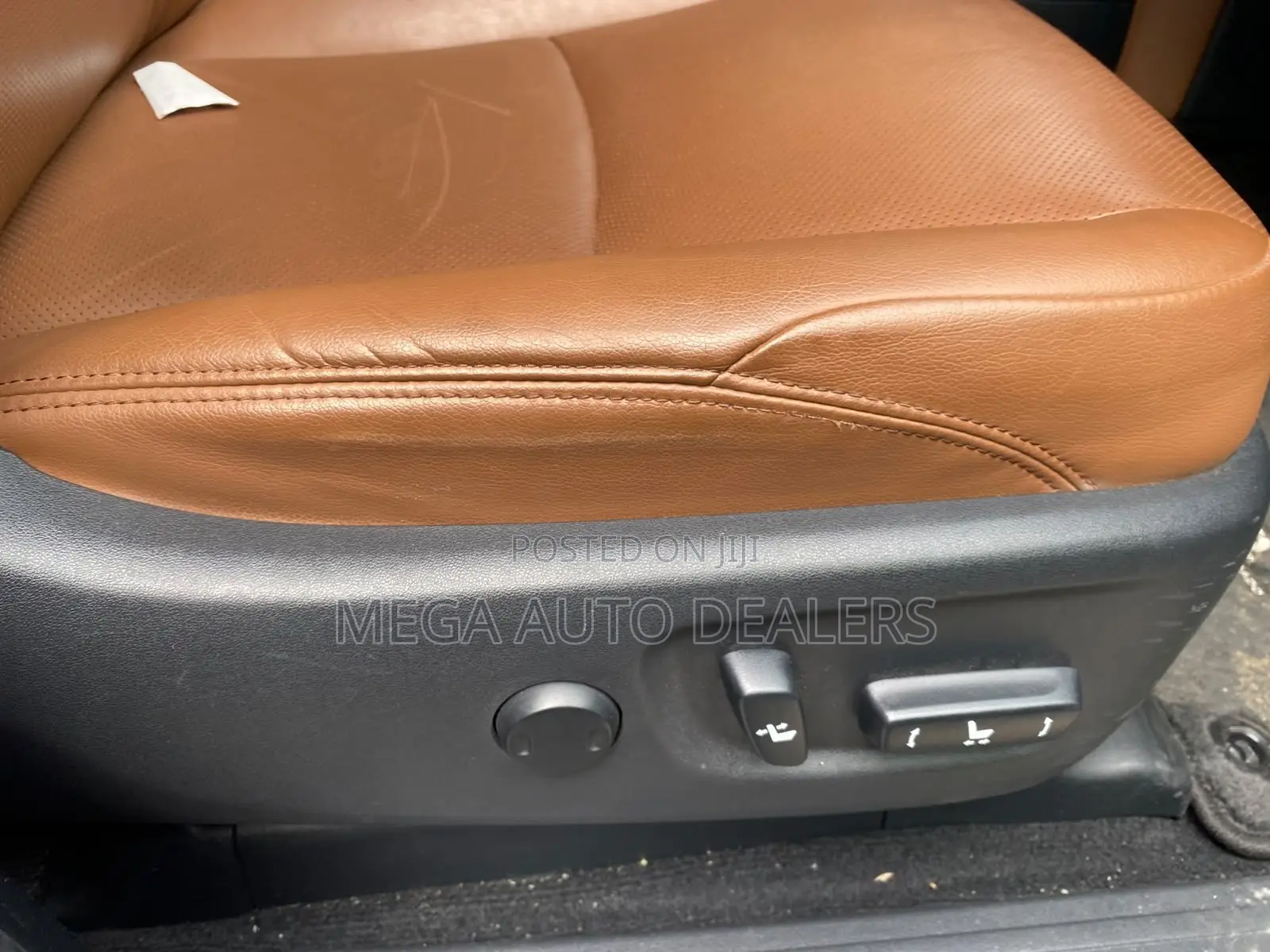 Toyota Land Cruiser Prado 2022 Gold