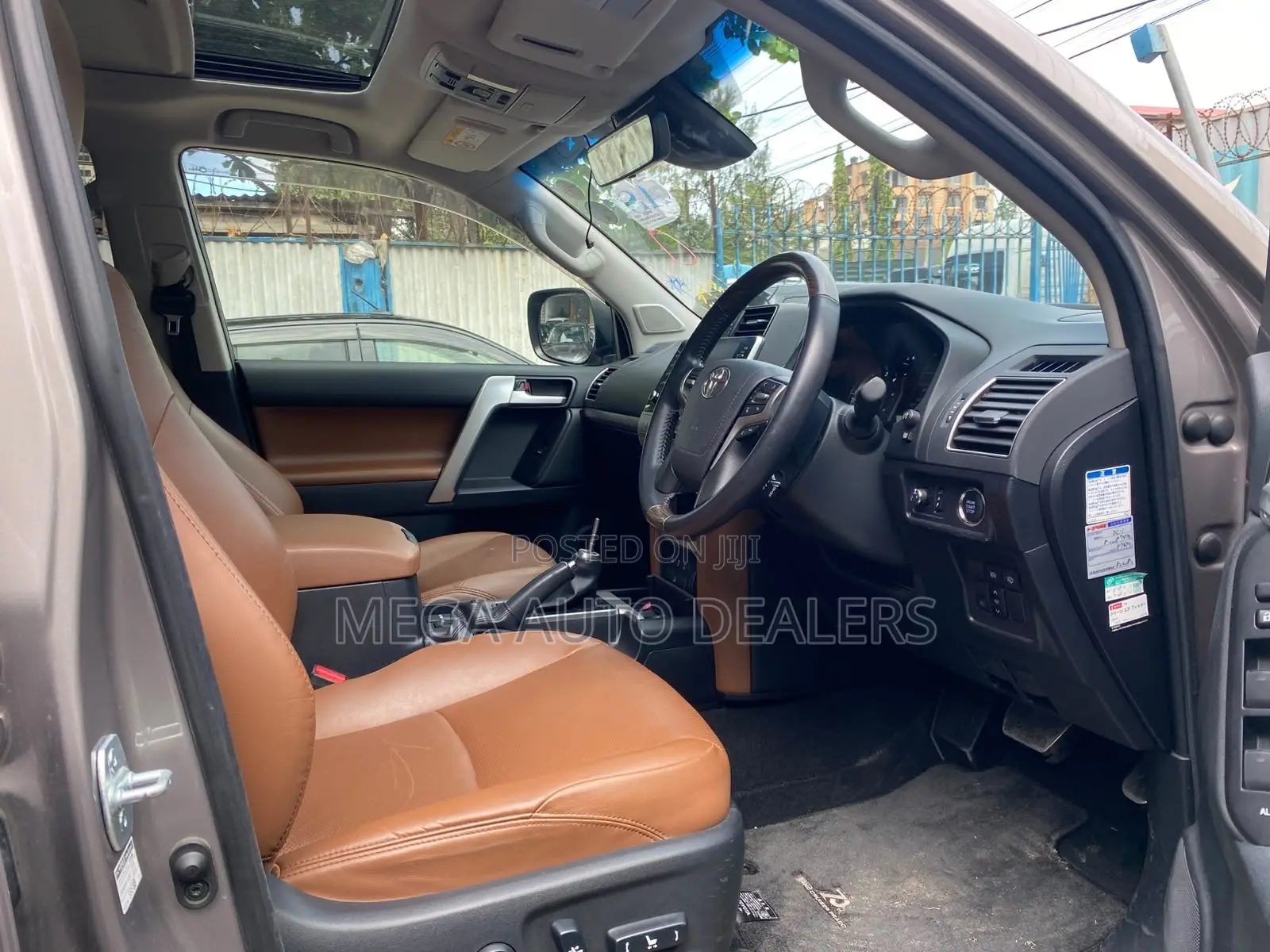 Toyota Land Cruiser Prado 2022 Gold
