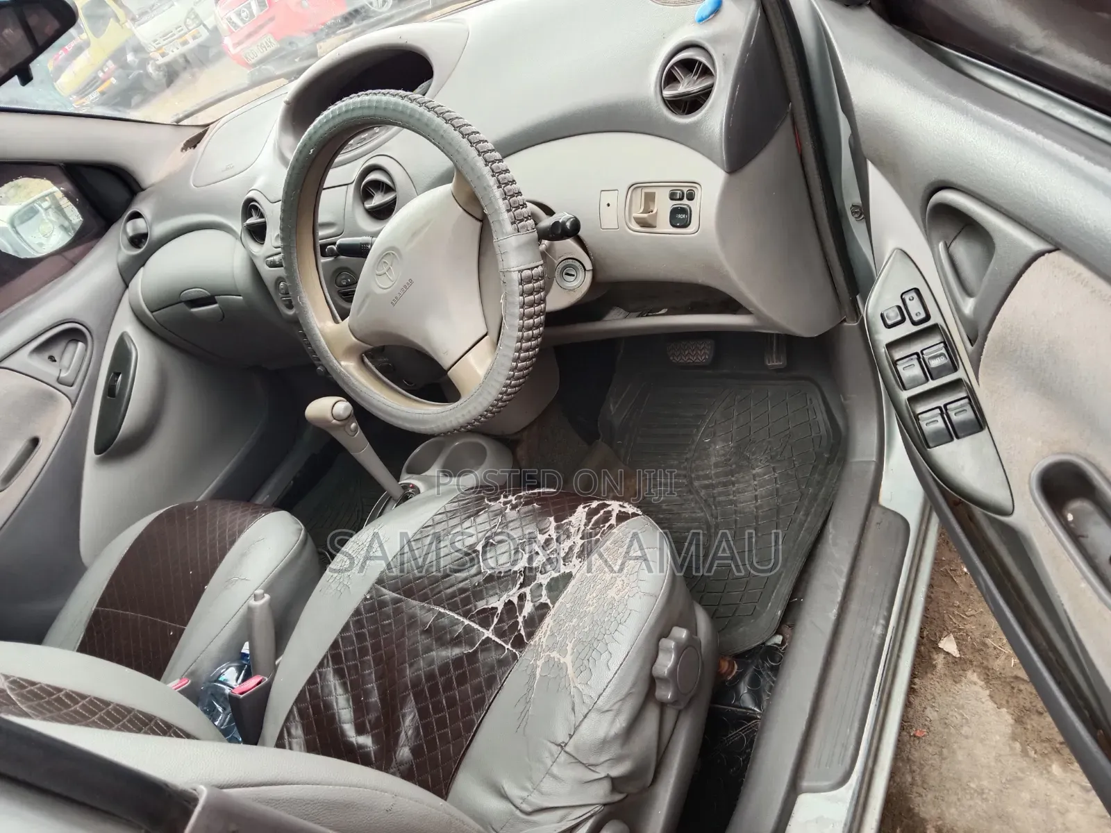 Toyota Platz 2004 Silver
