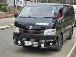 Toyota HiAce 2015 Black