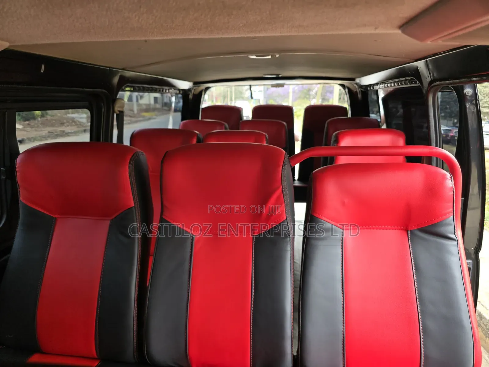 Toyota HiAce 2015 Black