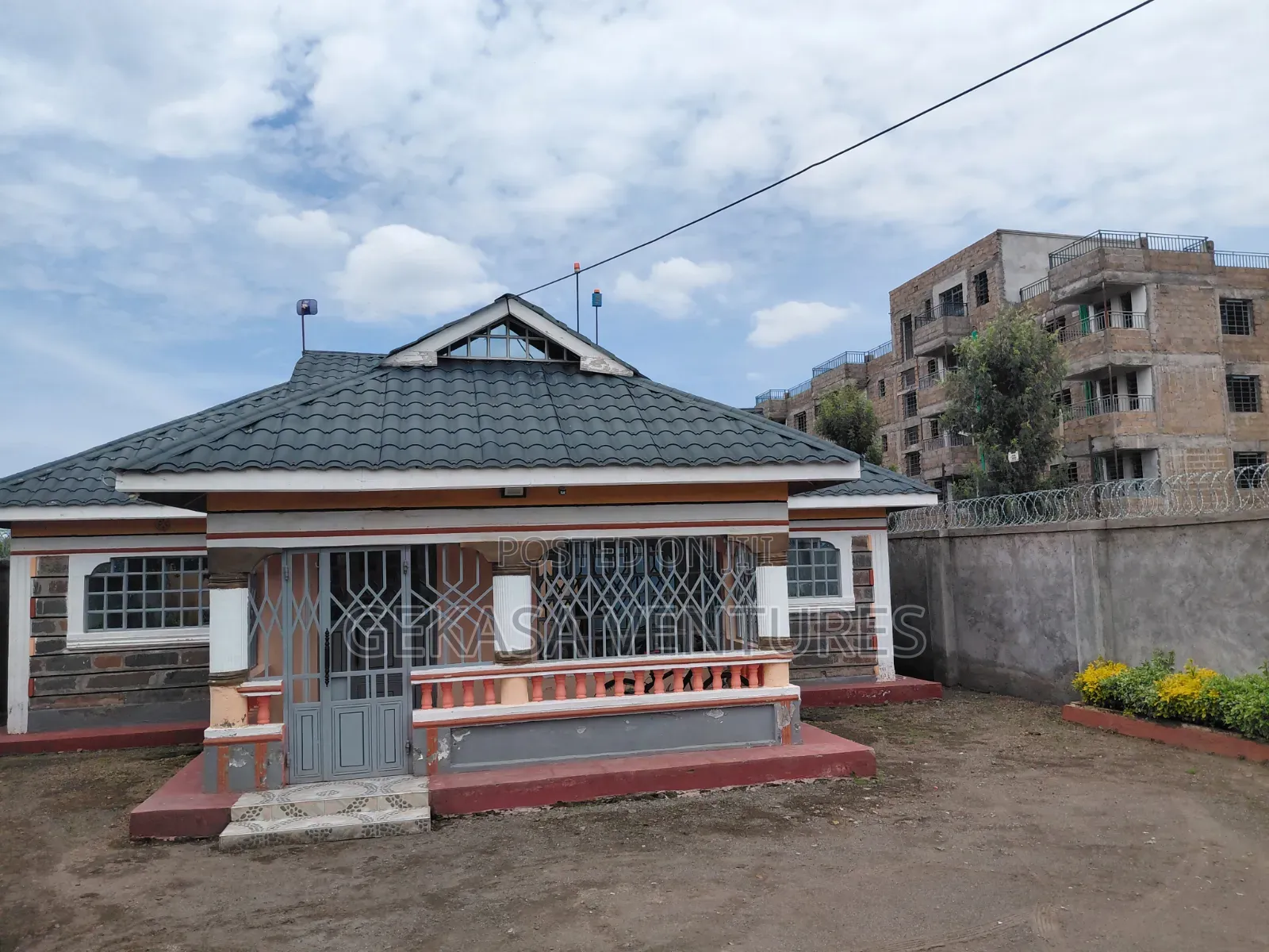 3bdrm House in Kiamûnyeki, Kiamunyeki for sale