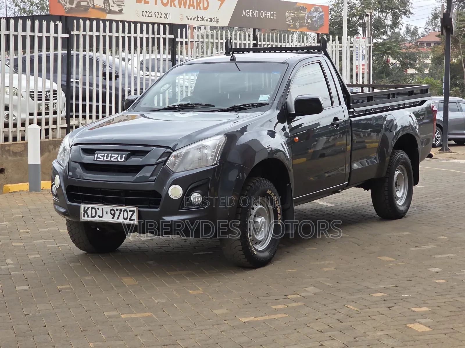 Isuzu D-MAX 2022 Gray