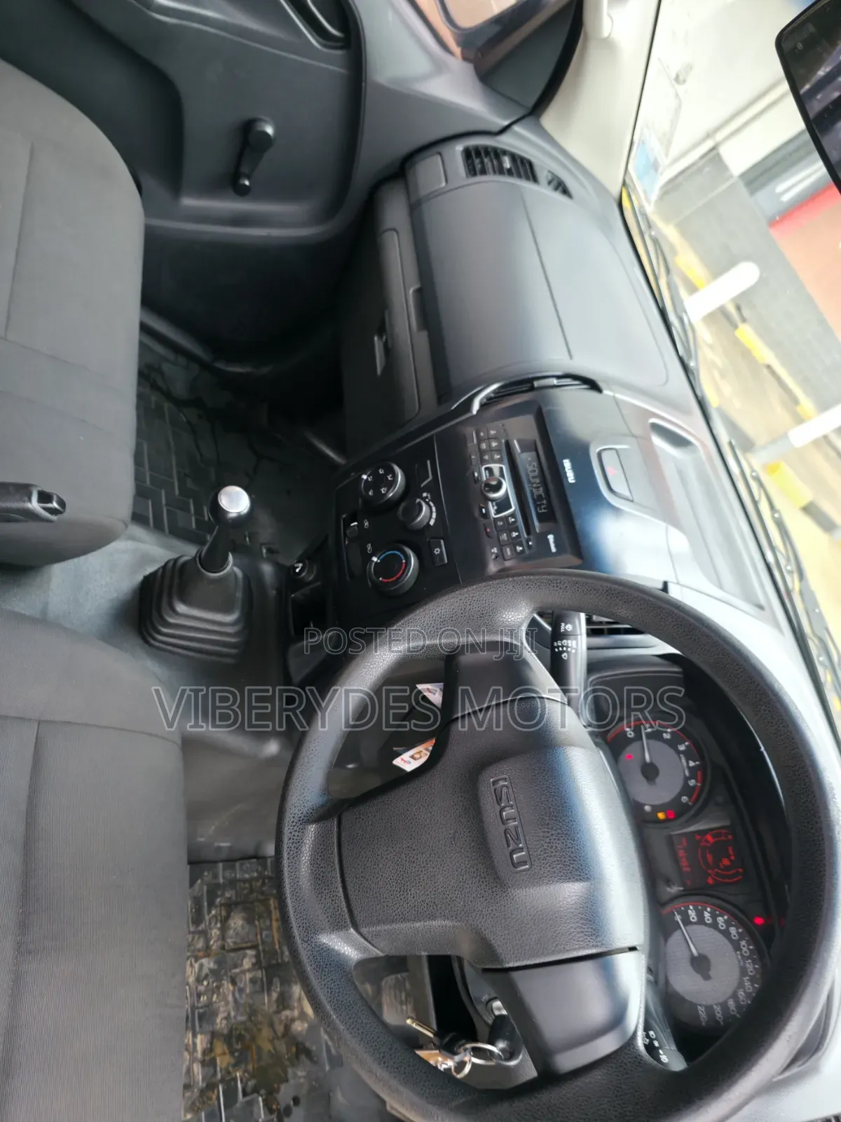 Isuzu D-MAX 2022 Gray