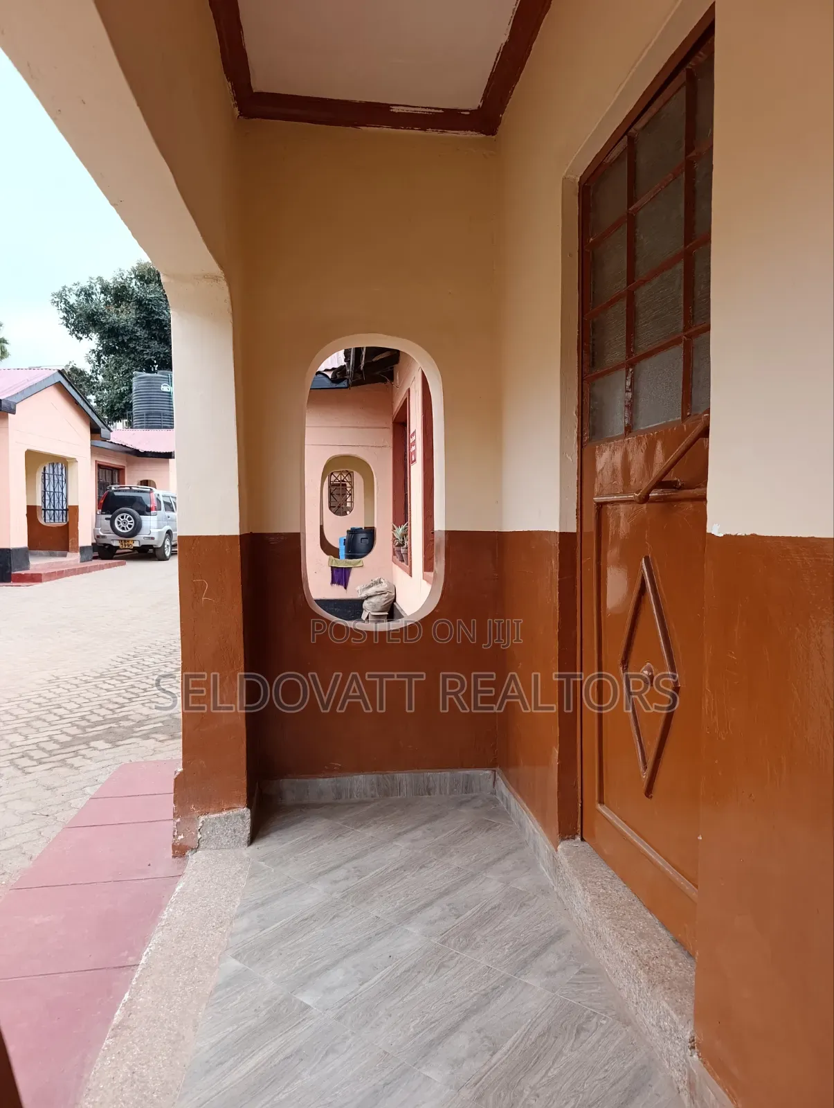 2bdrm Bungalow in Kinoo 87 Area for rent