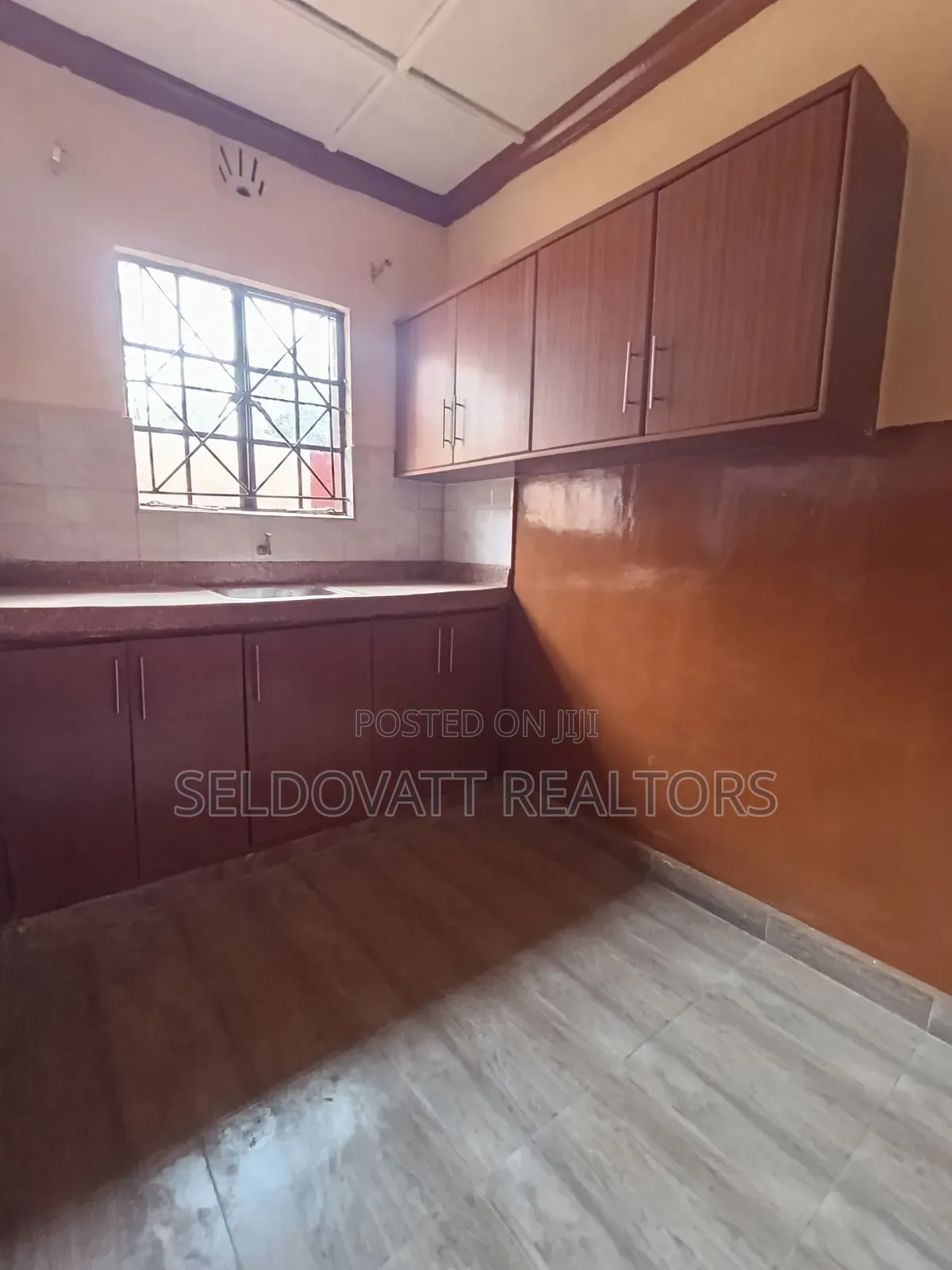 2bdrm Bungalow in Kinoo 87 Area for rent