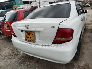 Toyota Axio 2009 White