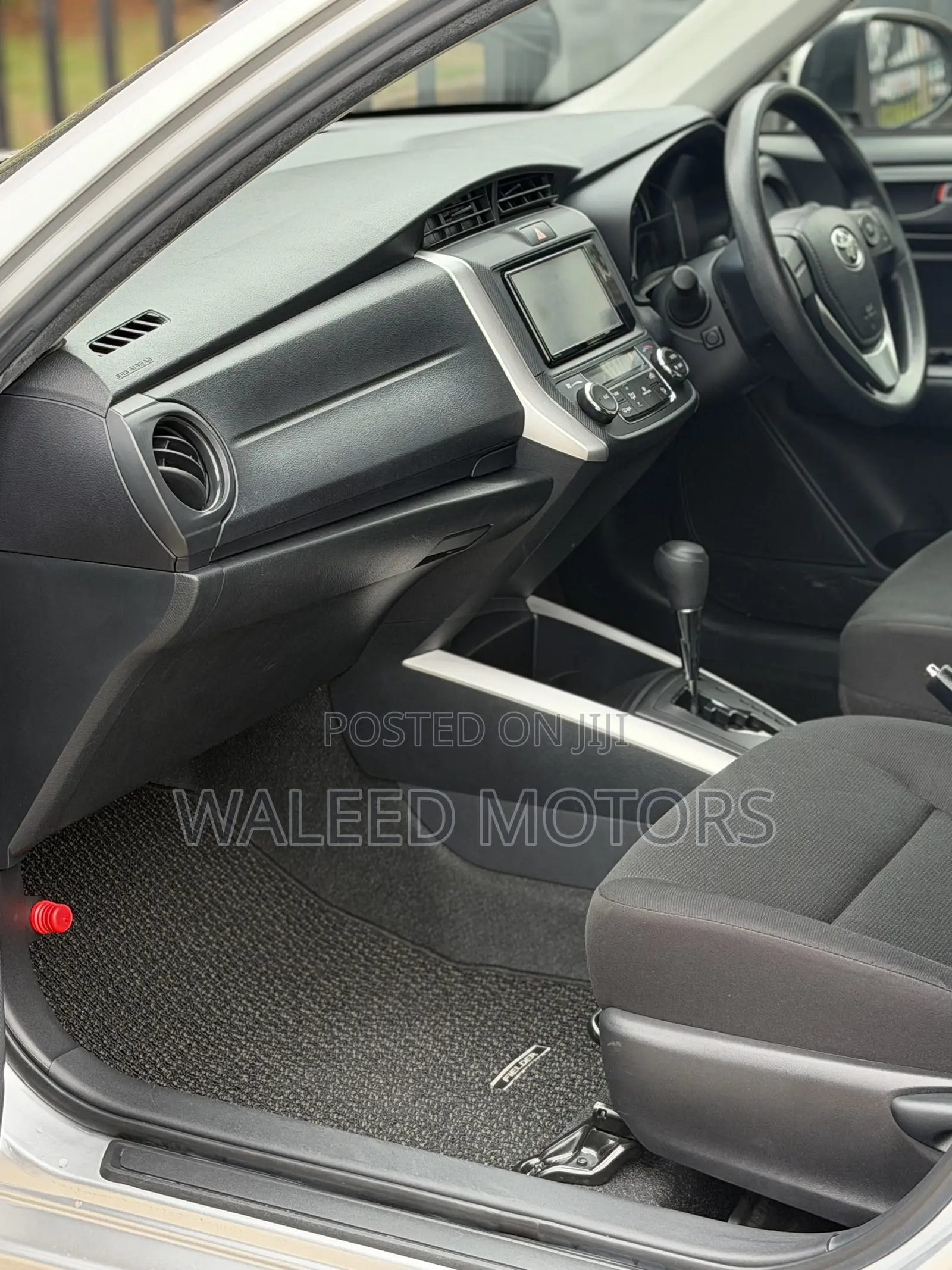 Toyota Corolla Fielder 2020 Silver