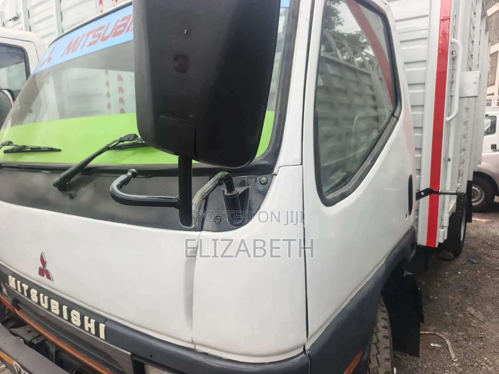 Mitsubishi Canter 1998 White