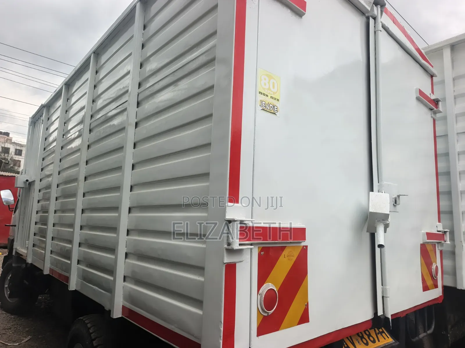 Mitsubishi Canter 1998 White