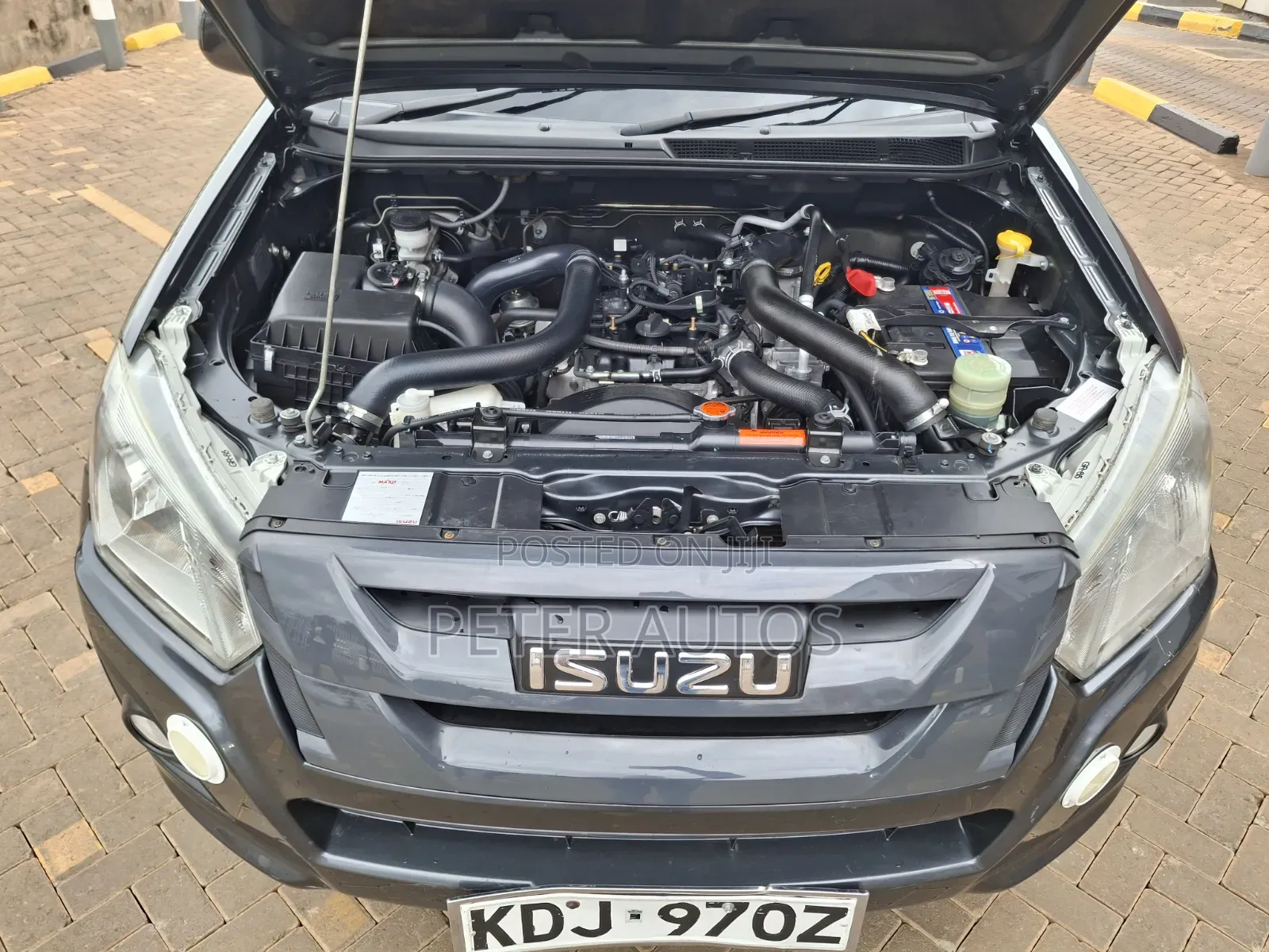 Isuzu D-MAX 2022 Gray