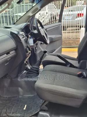 Isuzu D-MAX 2022 Gray