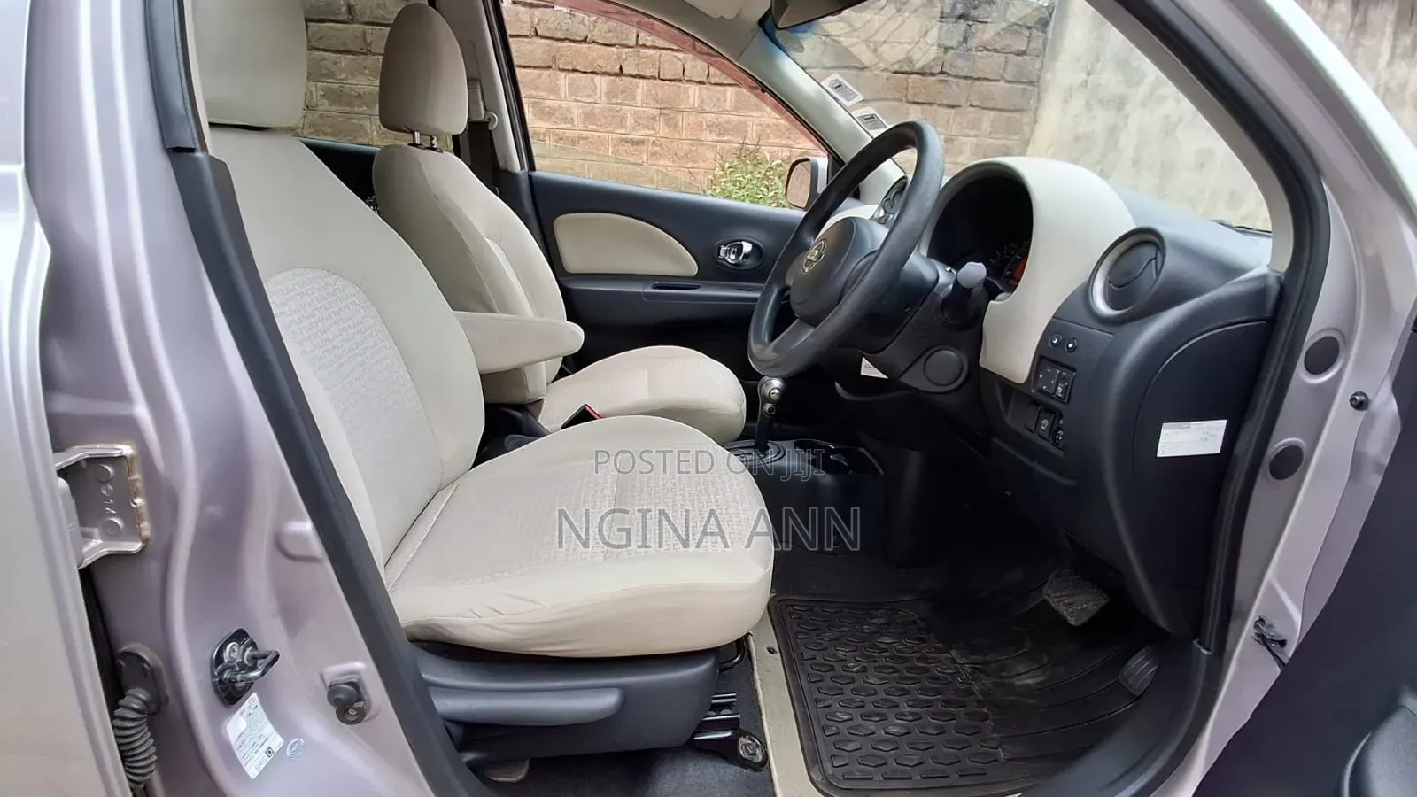 Nissan March 2012 Silver