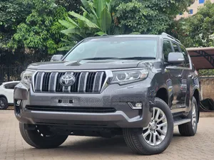 Toyota Land Cruiser Prado Kakadu 2019 Gray