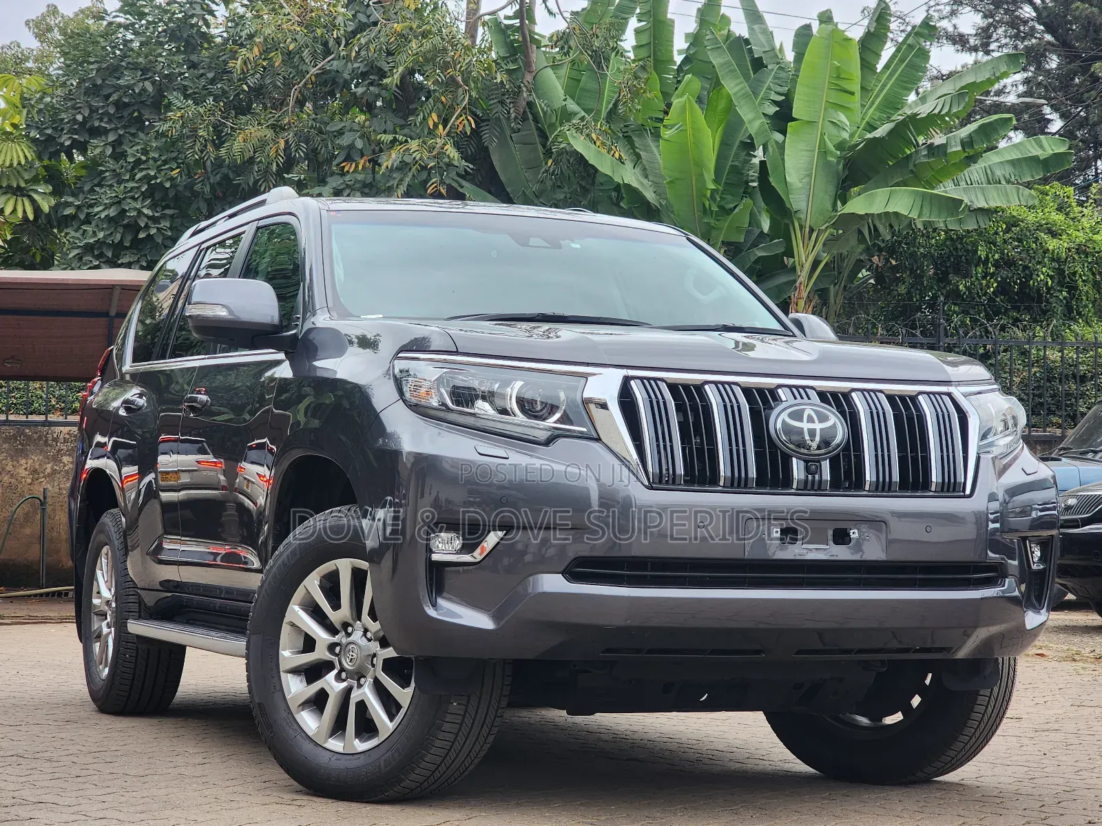 Toyota Land Cruiser Prado Kakadu 2019 Gray