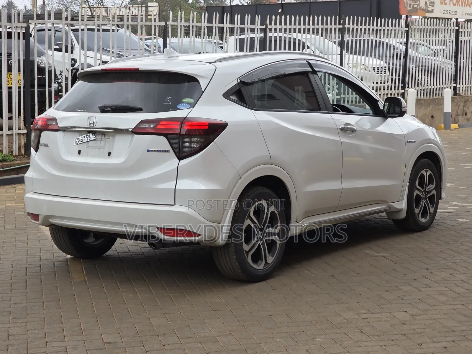 Honda Vezel 2019 Silver