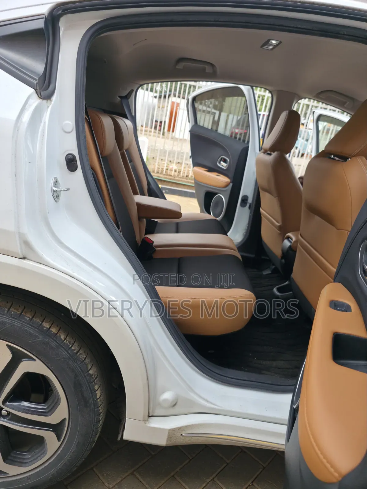 Honda Vezel 2019 Silver