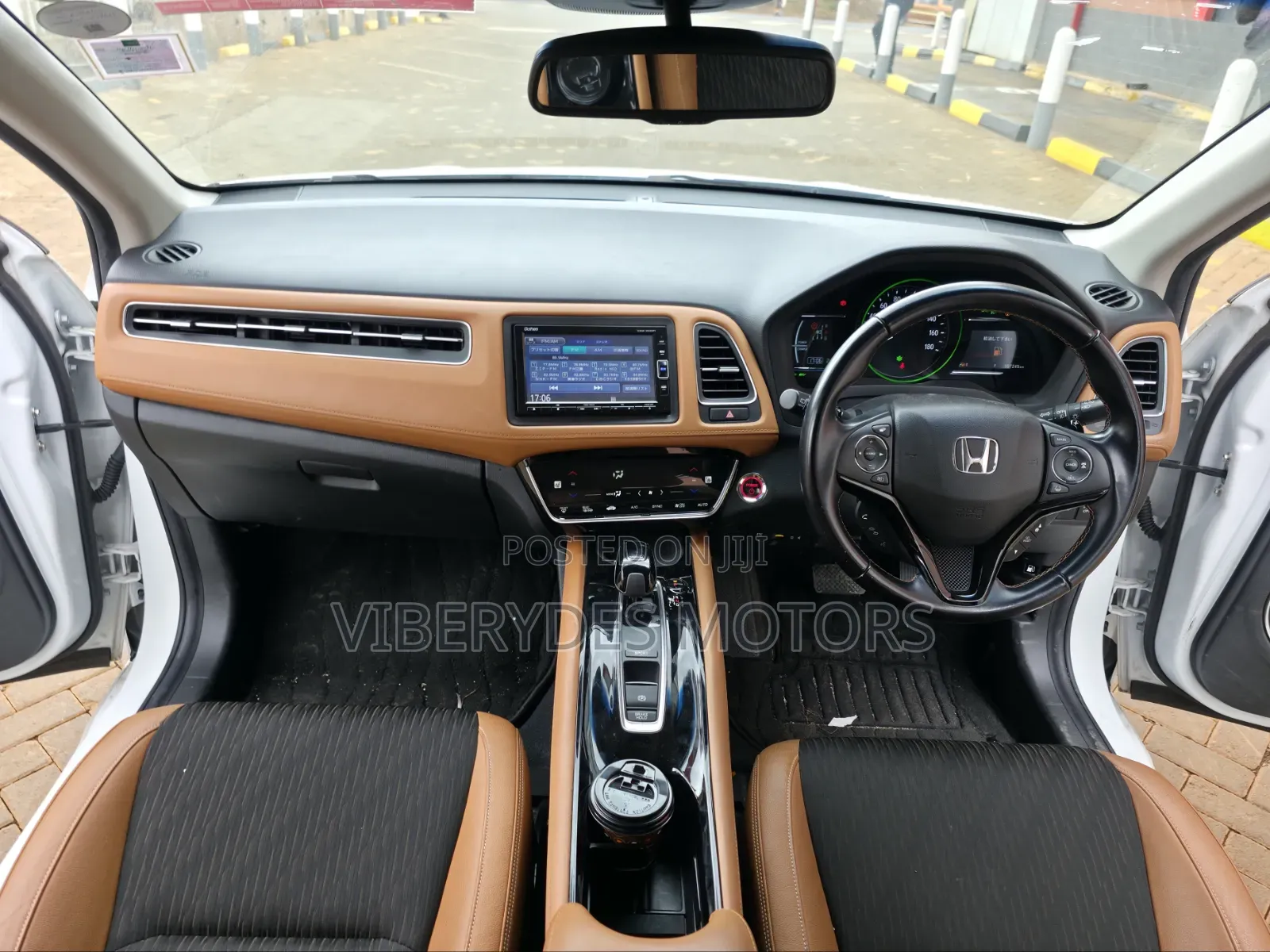 Honda Vezel 2019 Silver