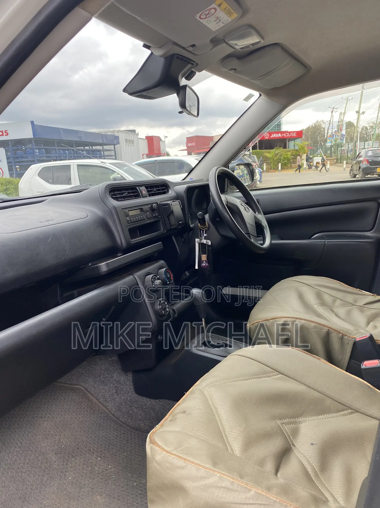 Toyota Probox 1.5 DX Comfort 2WD 2018 White