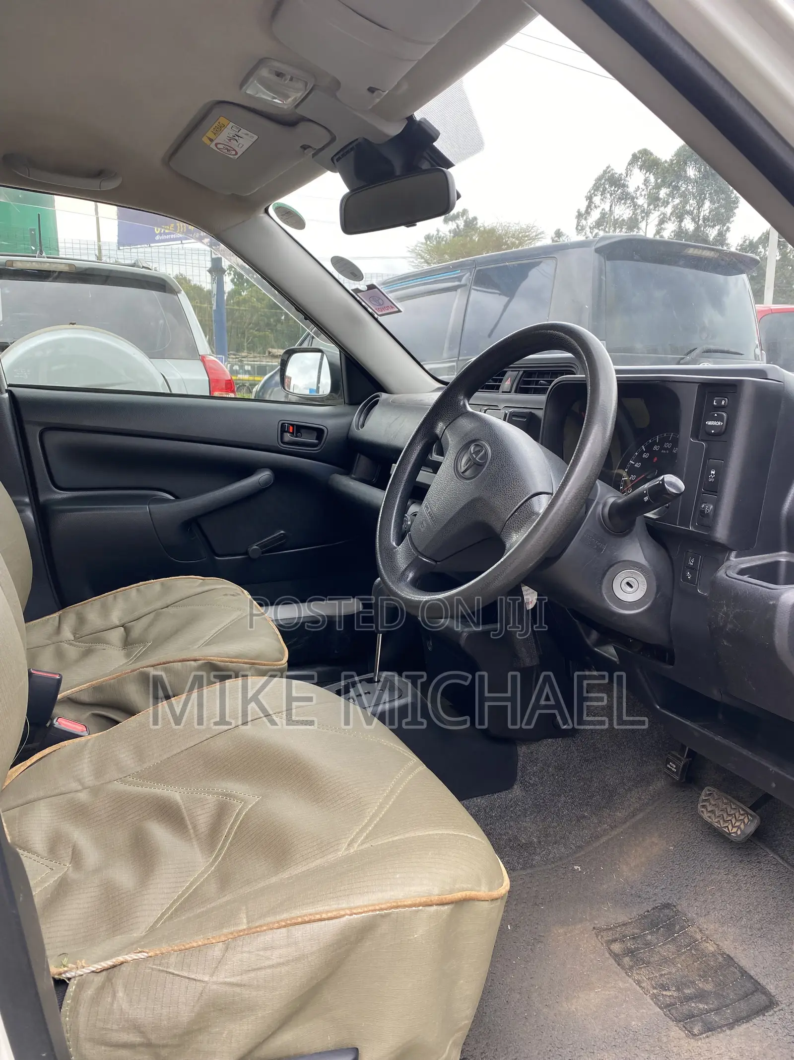 Toyota Probox 1.5 DX Comfort 2WD 2018 White