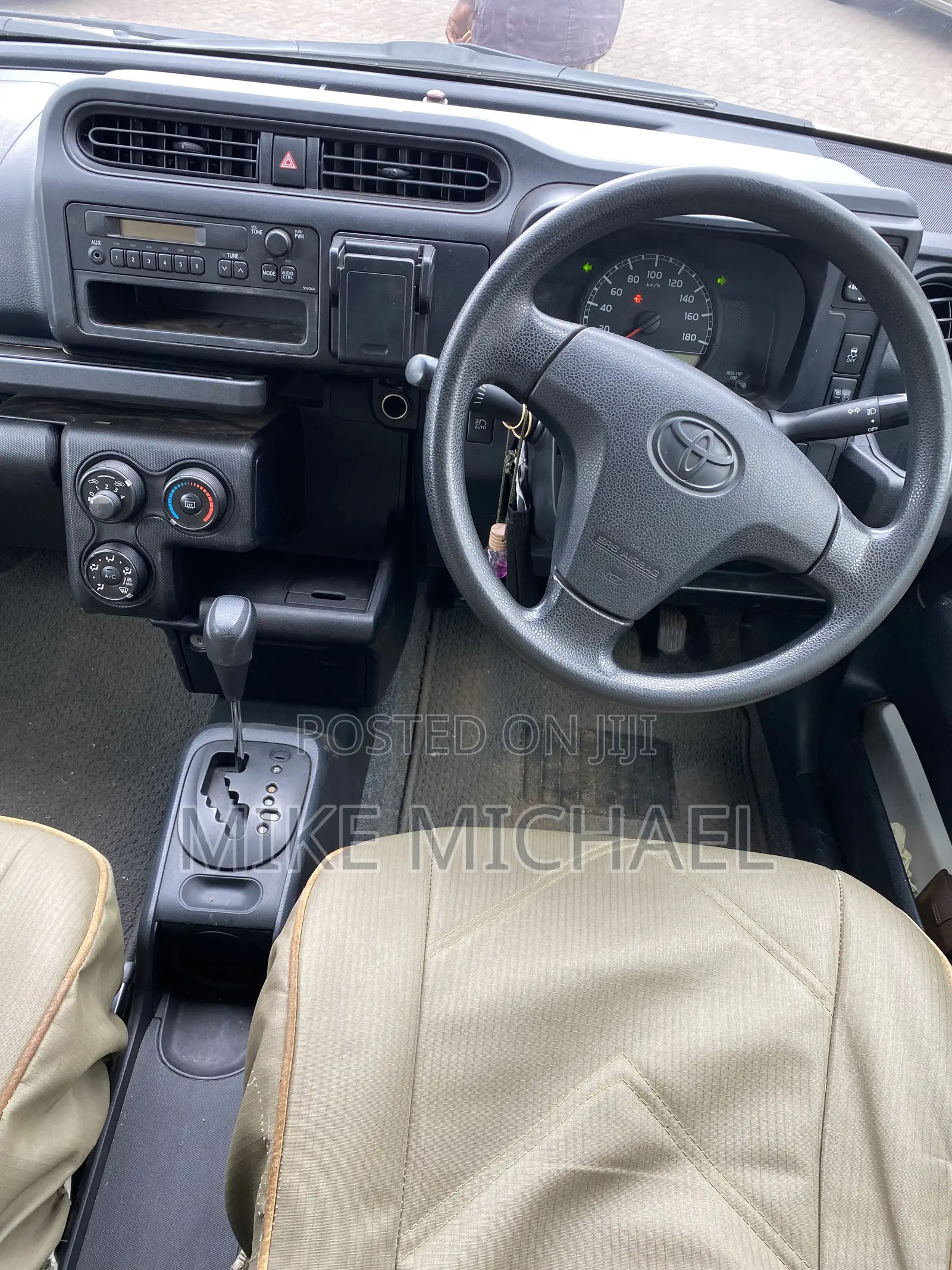 Toyota Probox 1.5 DX Comfort 2WD 2018 White
