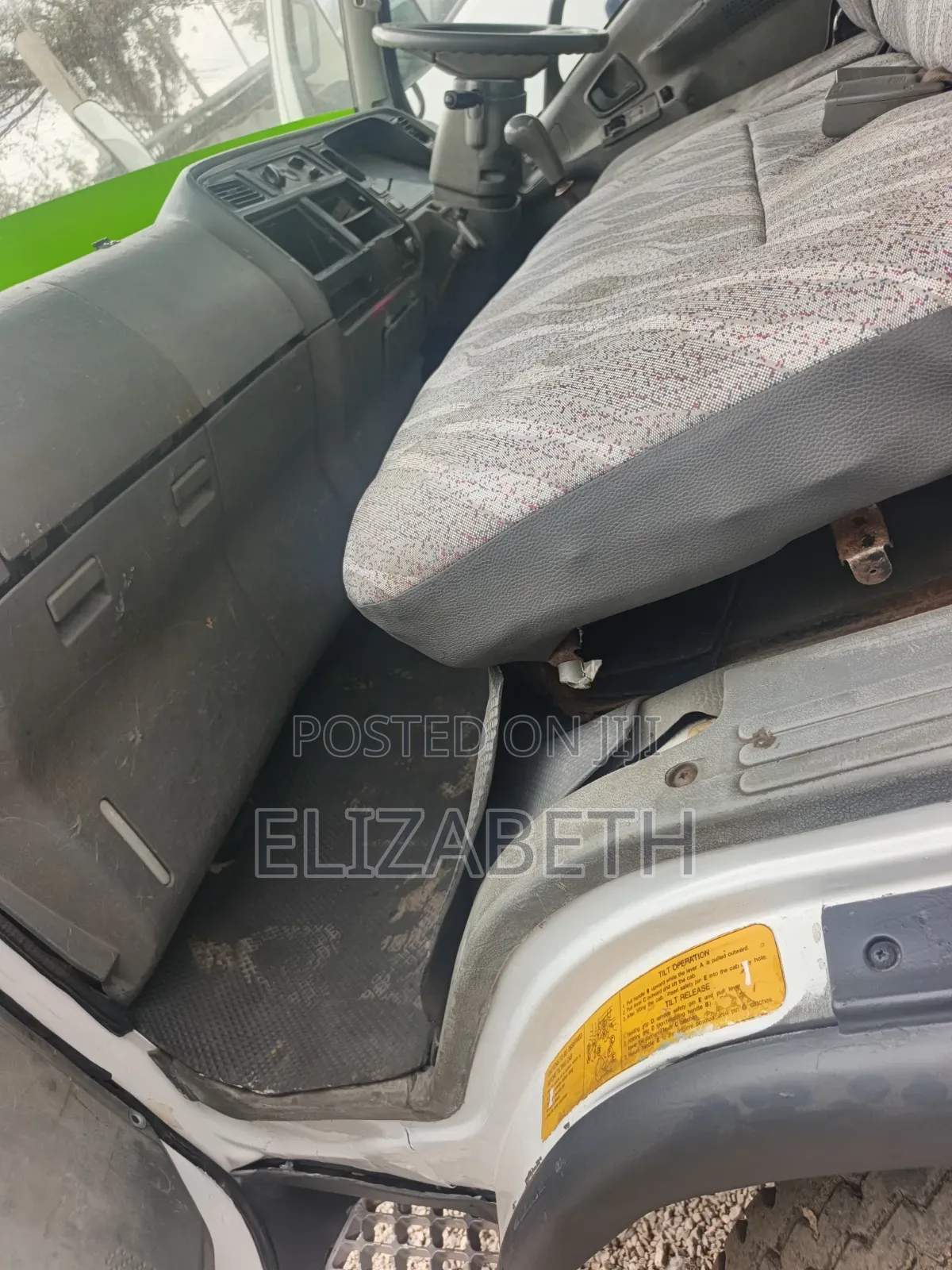 Mitsubishi Canter 1998 White
