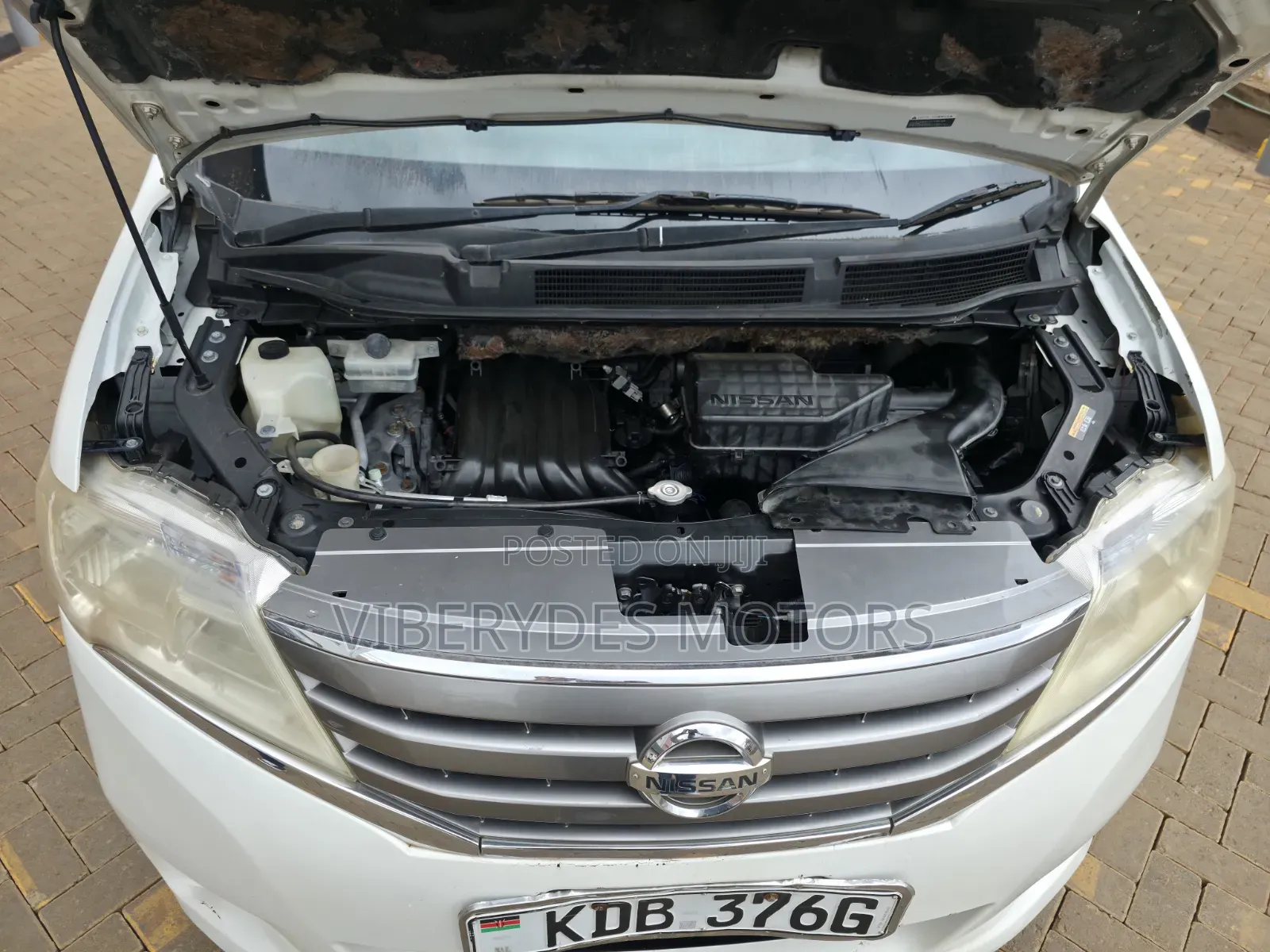 Nissan Serena 2013 White