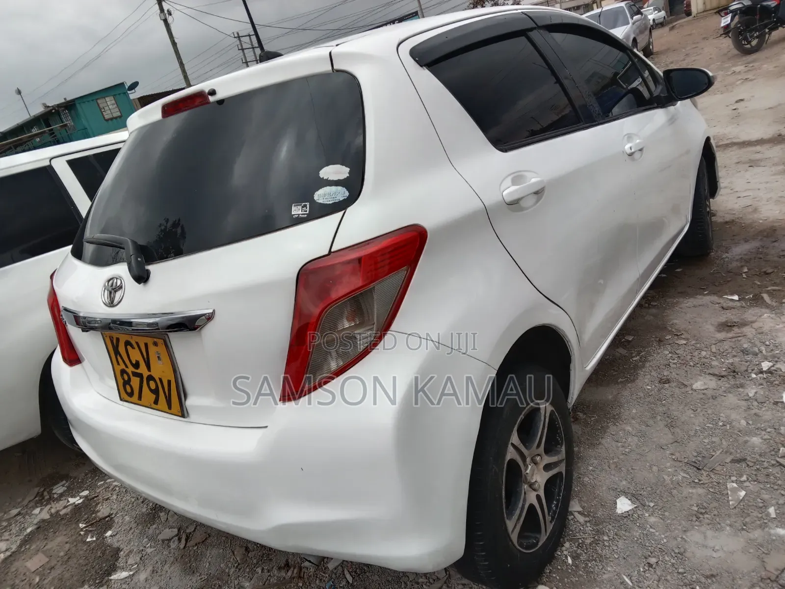 Toyota Vitz 2012 White