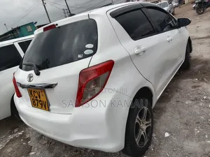 Toyota Vitz 2012 White
