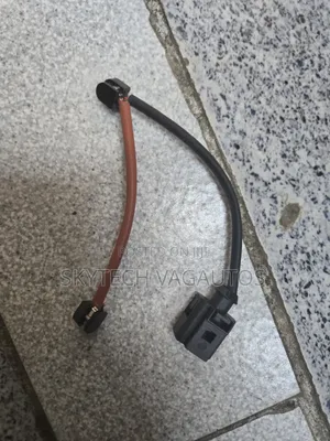 Touareg 7l/ Porsche Front Brake Pad Sensor