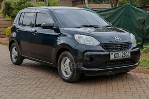 Toyota Passo 2018 Black